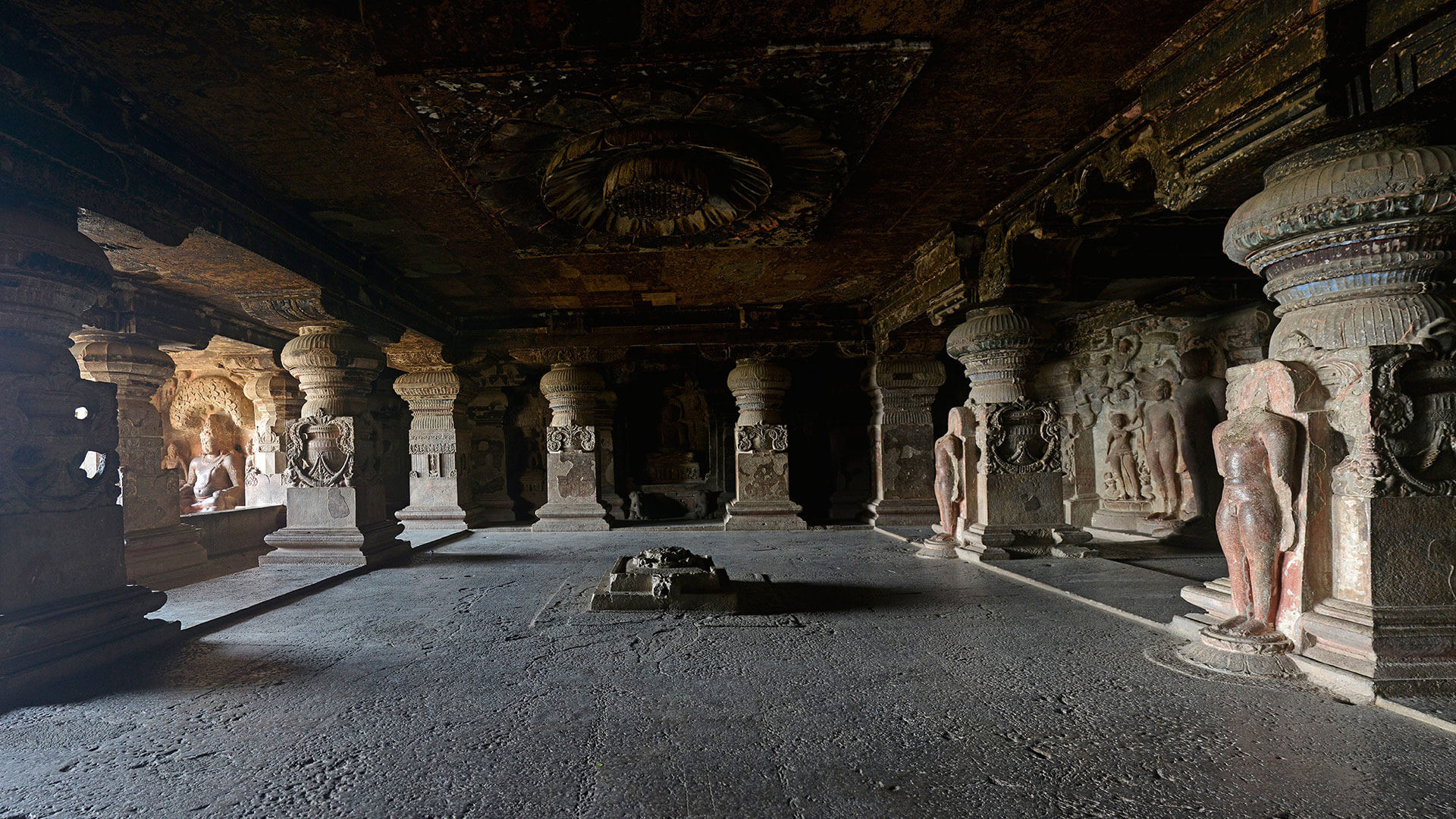 Ellora Caves - History, Facts, Location, Built By, Entry Fee | Adotrip